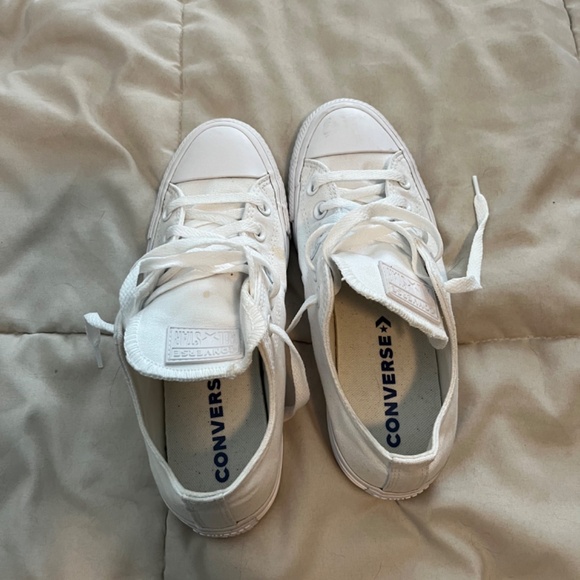 WOMENS CONVERSE LOW TOP SNEAKERS - Picture 5 of 6